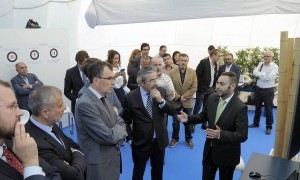 Un escaparate tecnológico con las innovaciones más punteras en la Plaza de la Universidad